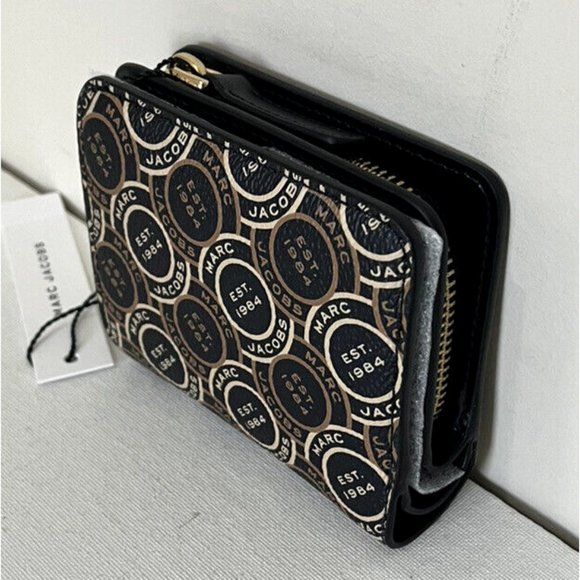 New Marc Jacobs Logo Compact Wallet Black Multi - Picture 3 of 5